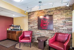  - Red Roof Inn Hampton - I-64, Exit 263B