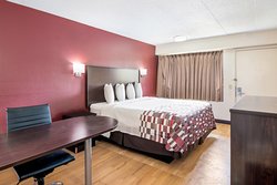  - Red Roof Inn Hampton - I-64, Exit 263B