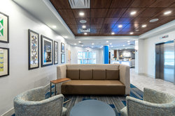  - Holiday Inn Express & Suites Asheville - I-240, Exit 6