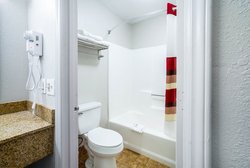  - Red Roof Inn Spartanburg - I-26, Exit 17