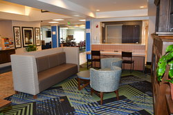  - Holiday Inn Express & Suites Evanston - I-80, Exit 3