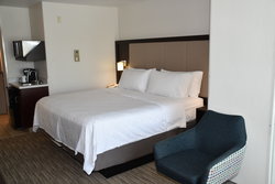  - Holiday Inn Express & Suites Evanston - I-80, Exit 3
