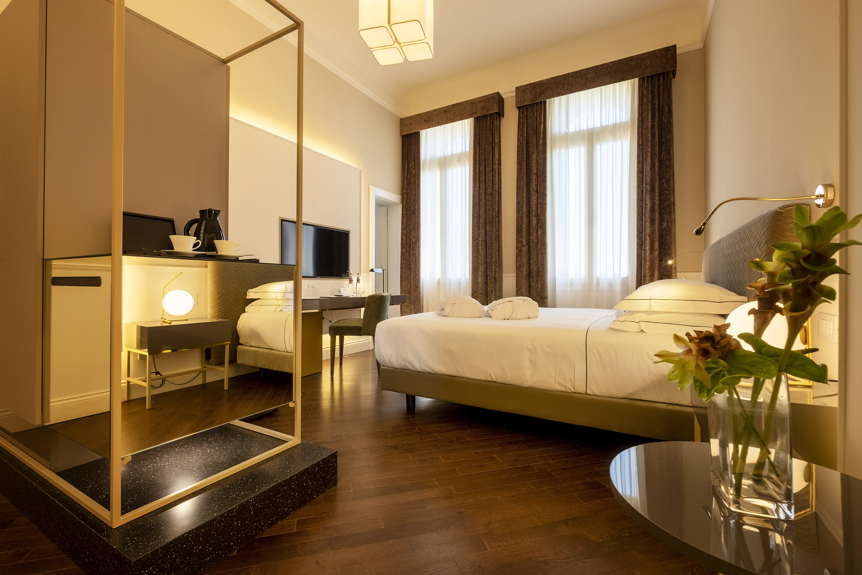 VILLA SOLIGO-guestroom-Deluxe Room.jpg