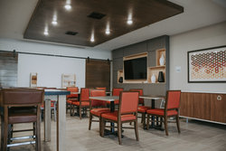  - Holiday Inn Express & Suites Lincoln