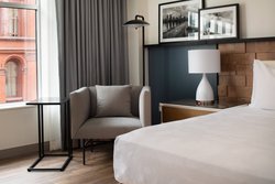  - Bidwell Marriott Hotel Downtown Portland - I-405, Exit 2A