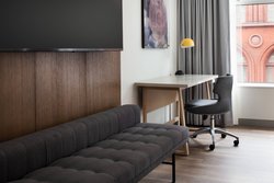  - Bidwell Marriott Hotel Downtown Portland - I-405, Exit 2A