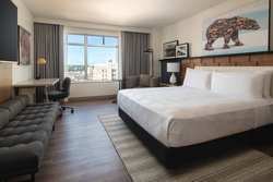  - Bidwell Marriott Hotel Downtown Portland - I-405, Exit 2A
