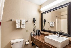  - Red Roof Plus+ Inn & Suites College Park - I-85, Exit 69 & 69B