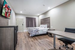  - Red Roof Inn Baytown - I-10, Exit 797 & 798