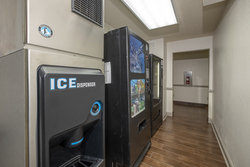  - Red Roof Inn Crabtree Valley Mall Raleigh