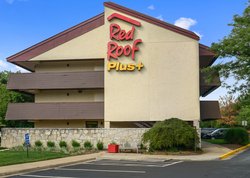  - Red Roof Plus+ Inn & Suites Manassas - I-66, Exit 47
