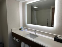  - Holiday Inn Express & Suites Huber Heights - I-70, Exit 36