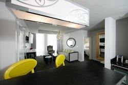  - Elyton Hotel Downtown Birmingham - I-20 & I-59, Exits 124D & 126A