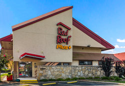  - Red Roof Plus+ Inn & Suites Goodlettsville - I-65, Exit 97