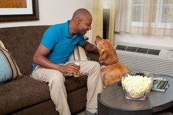  - Candlewood Suites Lenexa - I-35, Exit 224