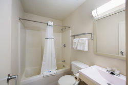  - HomeTowne Studios Spartanburg