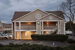  - HomeTowne Studios Spartanburg