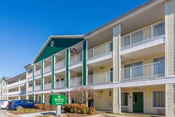  - HomeTowne Studios Airport Nashville