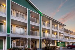  - HomeTowne Studios Airport Nashville