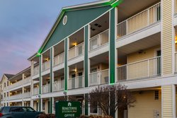  - HomeTowne Studios Airport Nashville