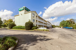  - HomeTowne Studios Maple Shade