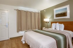  - HomeTowne Studios Maple Shade