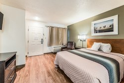  - HomeTowne Studios Sharonville - I-75, Exit 15