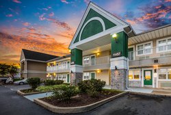  - HomeTowne Studios Sharonville - I-75, Exit 15