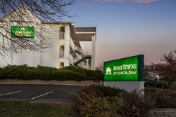  - HomeTowne Studios Independence - I-70, Exit 12