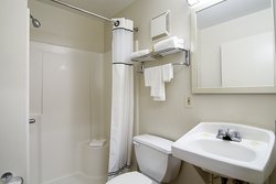  - HomeTowne Studios Waukegan