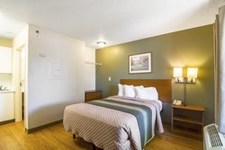  - HomeTowne Studios Waukegan