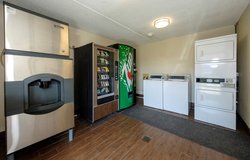  - Red Roof Inn DFW Airport North Irving