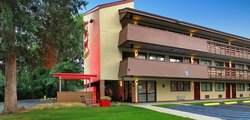  - Red Roof Plus+ Inn & Suites Druid Hills Atlanta - I-85, Exit 89
