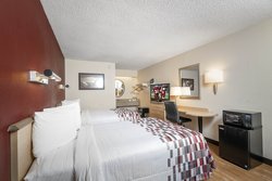  - Red Roof Inn Fair & Expo Louisville - I-264, Exit 15