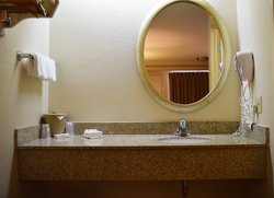  - Red Roof Inn Bowmansville - I-90, Exit 49