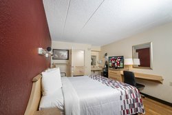  - Red Roof Inn New London - I-95, Exits 82A & 83