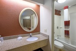  - Red Roof Inn Salem