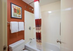  - Red Roof Inn Salem