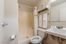  - HomeTowne Studios West Phoenix - I-10, Exit 137 & 139