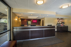  - Red Roof Plus+ Inn & Suites Willowbrook - I-55, Exit 274