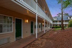  - HomeTowne Studios Lawrenceville