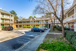  - HomeTowne Studios Norcross