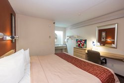  - Red Roof Inn Sharonville - I-75, Exit 15