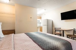  - HomeTowne Studios West Oaks Houston