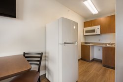  - HomeTowne Studios Mesquite - I-30, Exits 56A & 57