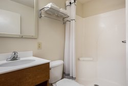  - HomeTowne Studios Mesquite - I-30, Exits 56A & 57