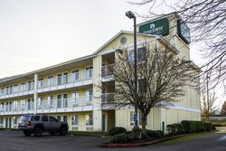  - HomeTowne Studios North Salem