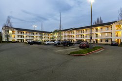  - HomeTowne Studios Kent