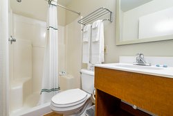  - HomeTowne Studios Puyallup