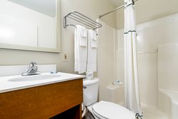  - HomeTowne Studios Puyallup